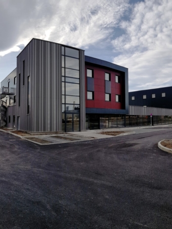 Millenium : Bureaux à Aubière par MEDA Réalisation